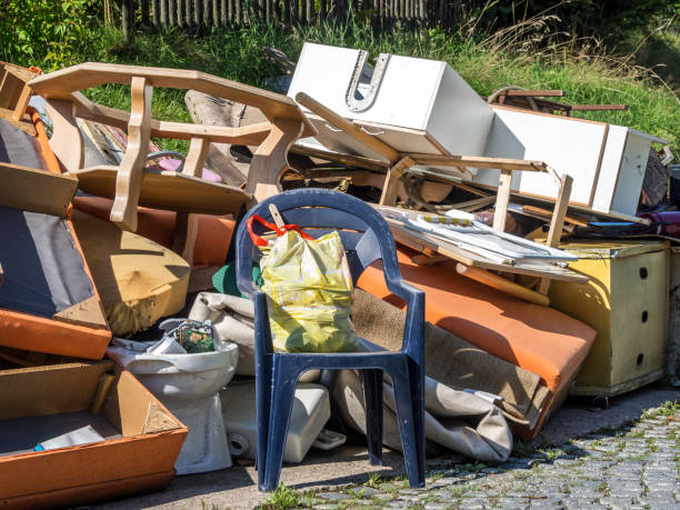 Best Furniture Removal  in Holtsville, NY